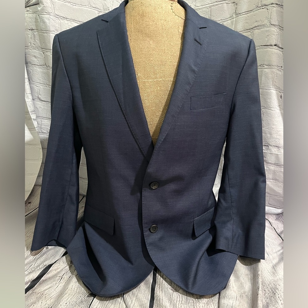 Hugo Boss Elegant Dark Blue Blazer